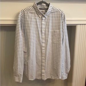Men’s casual button down shirt